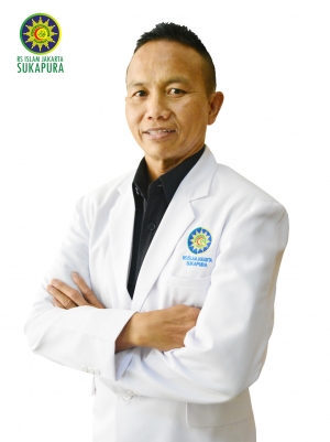 dr. Kadek Sumantra, Sp.PD